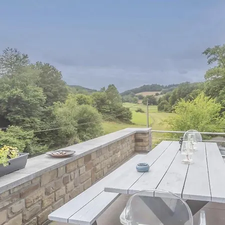 The White House Вилла Тё