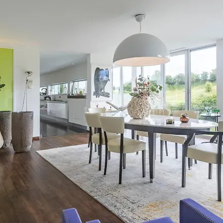 Вилла The White House Тё